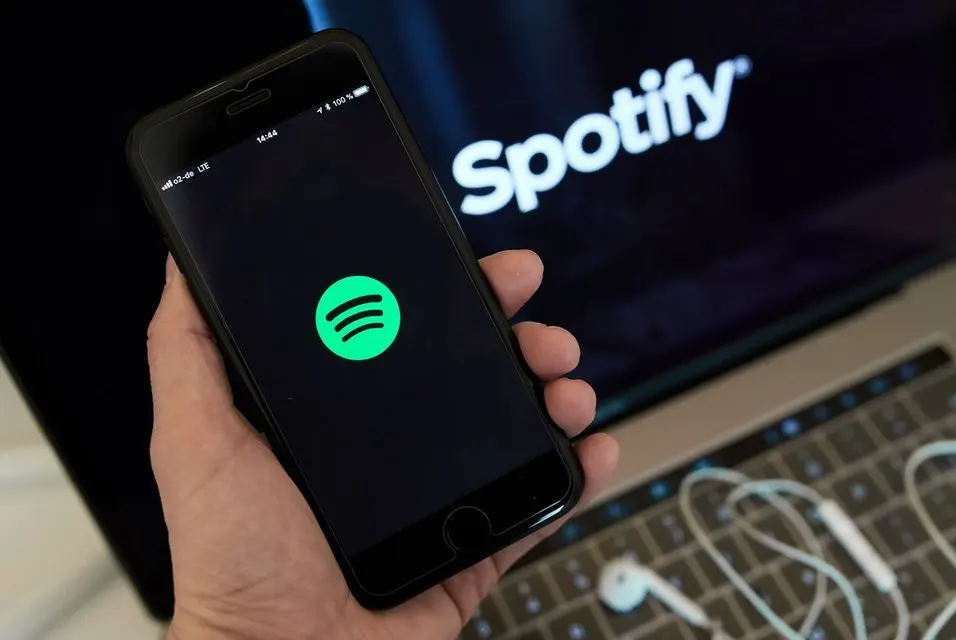 How To Share Lyrics From Spotify