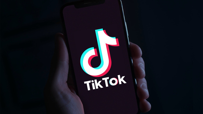 what it is hoe what's up tiktok song lyrics